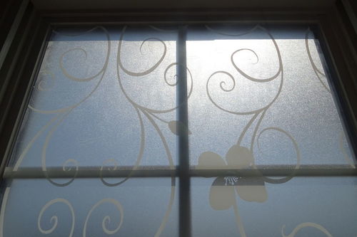 玻璃贴膜怎么贴