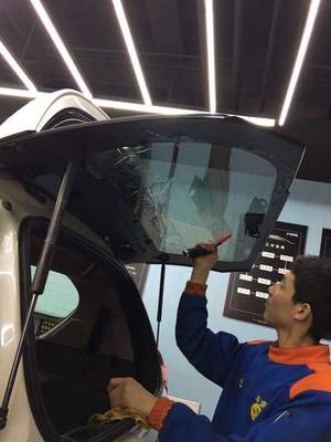 汽车贴膜隔热防爆你了解多少-