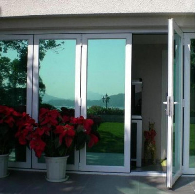 你家窗户玻璃贴膜了吗?原来贴膜这么实用