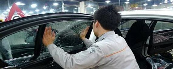 车玻璃贴膜后多久不能升降?