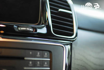 重庆汽车贴膜奔驰GLS450龙膜内饰膜