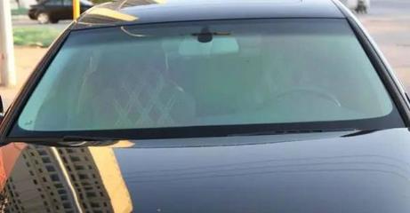 汽车前挡风玻璃贴膜有必要吗？全面解析与实用建议